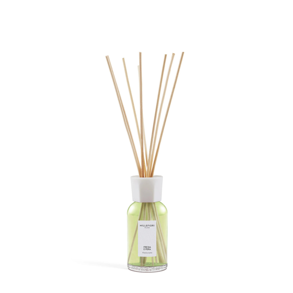 Millefiori Milano - Geurstokjes 250 ml - Fresia e Pera