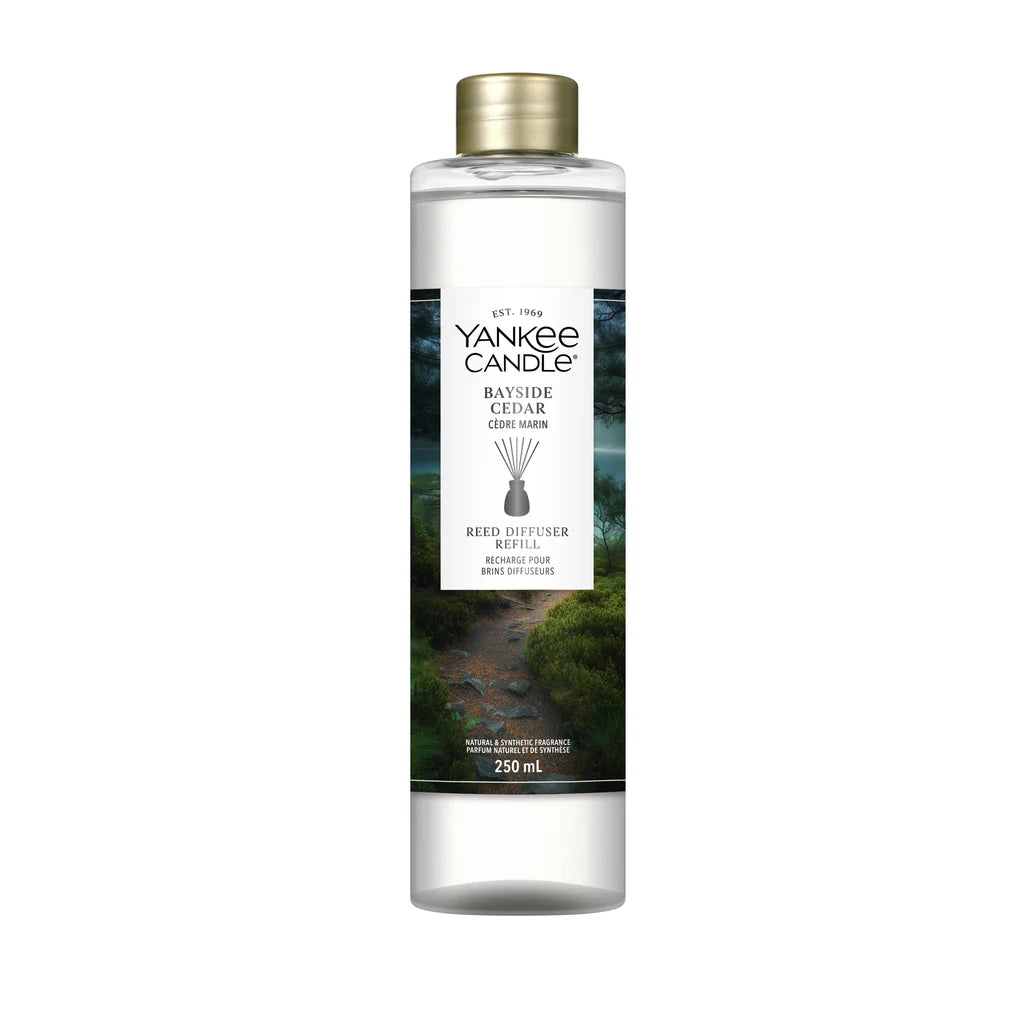 Yankee Candle - Bayside Cedar - Navulling voor Geurstokjes 250 ml