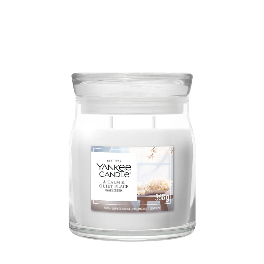 Yankee Candle - A Calm & Quiet Place - Medium Jar