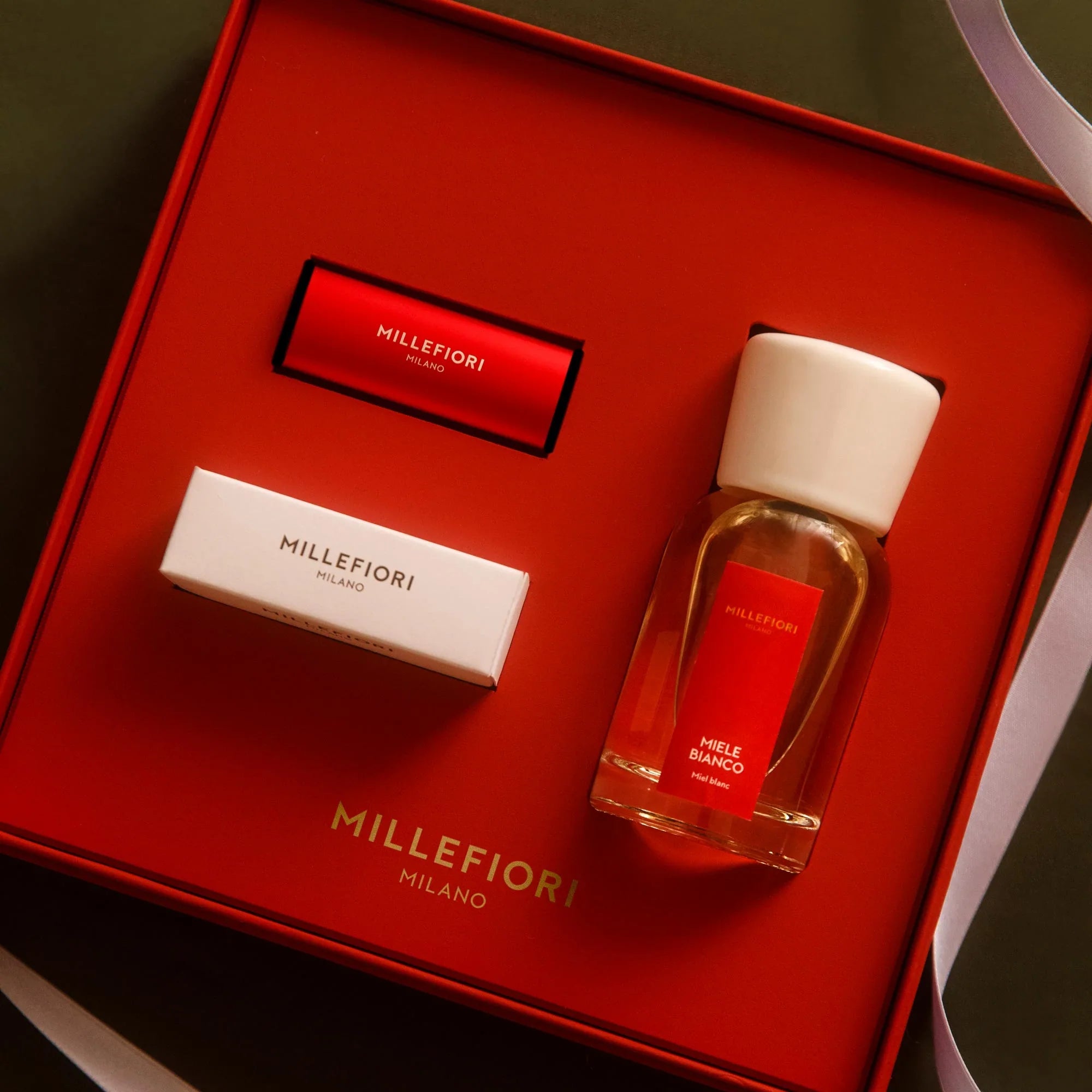 Millefiori Milano - Cadeauset Geurstokjes & Autoparfum - Miele Bianco