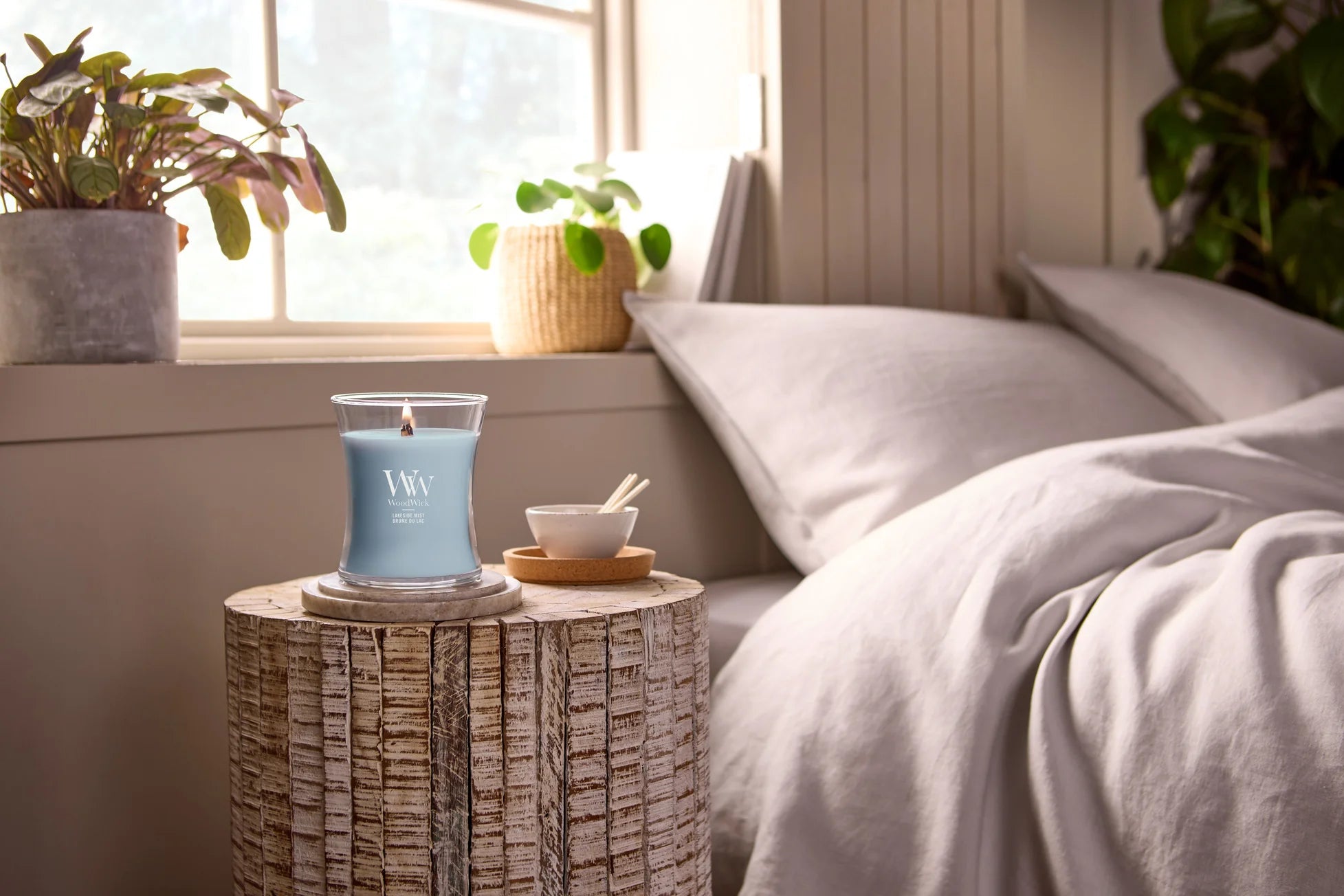 WoodWick - Lakeside Mist - Large Geurkaars