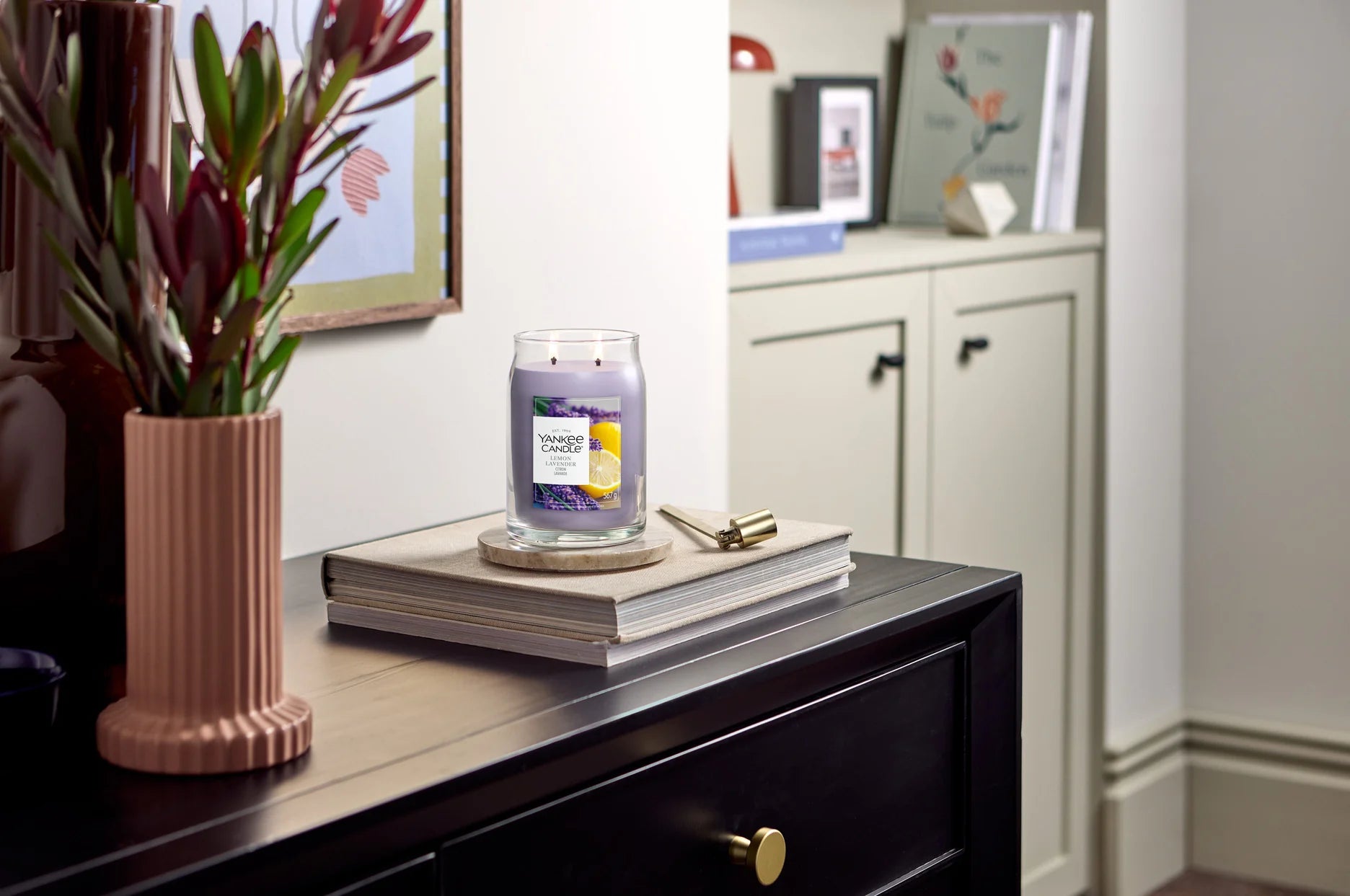 Yankee Candle - Lemon Lavender - Medium Jar