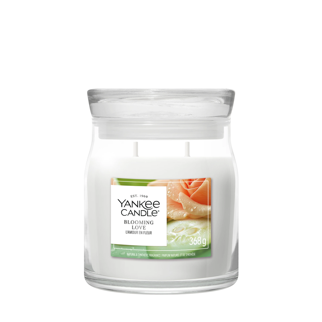 Yankee Candle - Blooming Love - Medium Jar